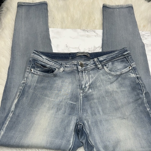 Twenty one black Women's Blue Jeans size 9/10 mid rise - Picture 2 of 6
